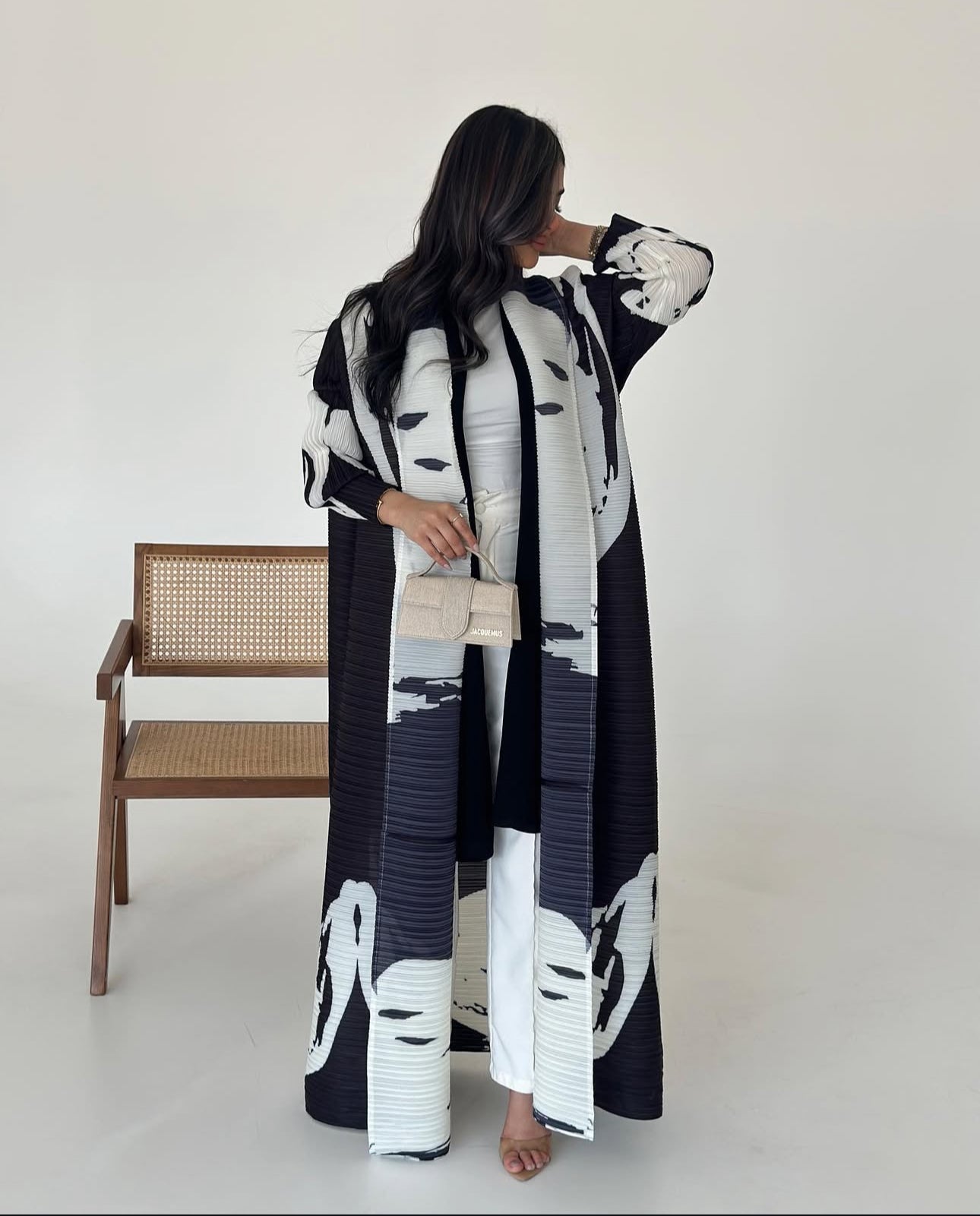 Ivory Echo Abaya