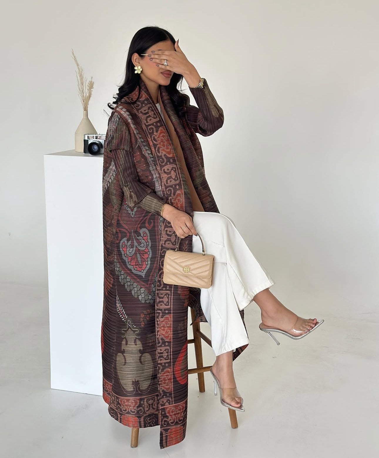 Vintage Majesty Abaya